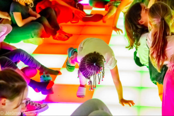 Enfant dansant création hip hip hop hourra jeune et tout public battle danse hip hop